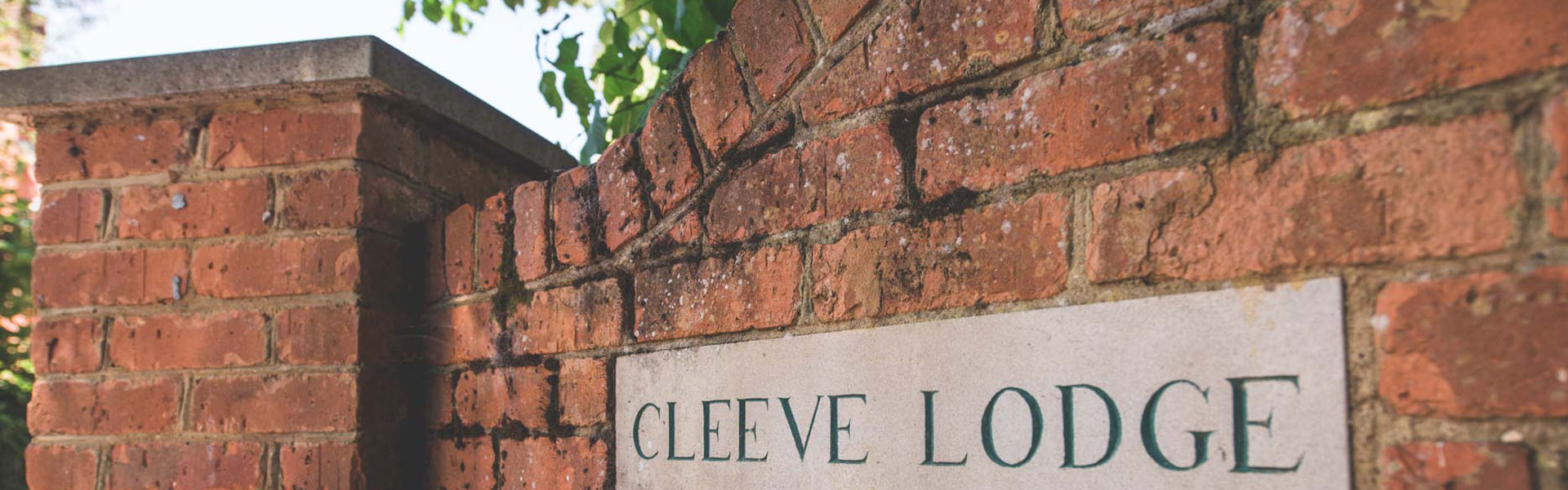 Cleeve Lodge | Front Sign